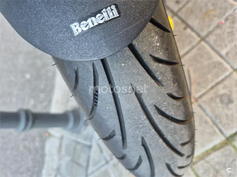 Benelli TRK 502 – Vista 6