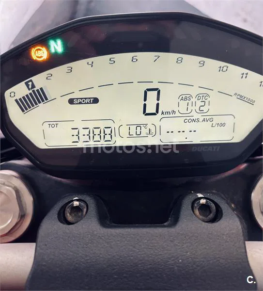 Ducati Monster 821 – Vista 7