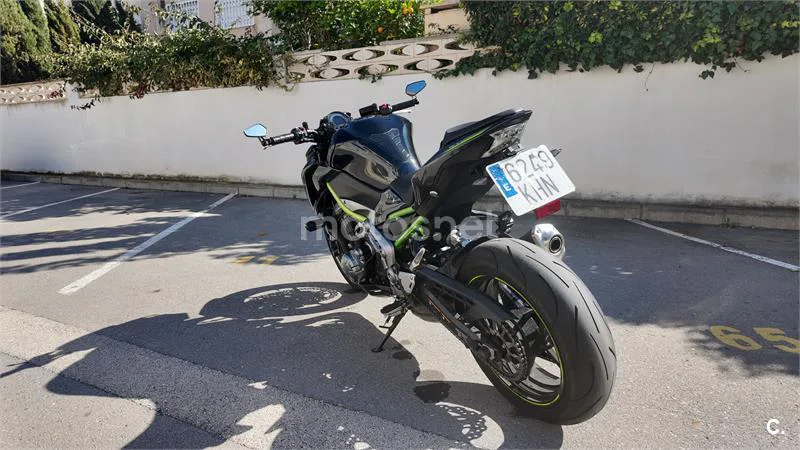 Kawasaki Z 900 – Vista 2