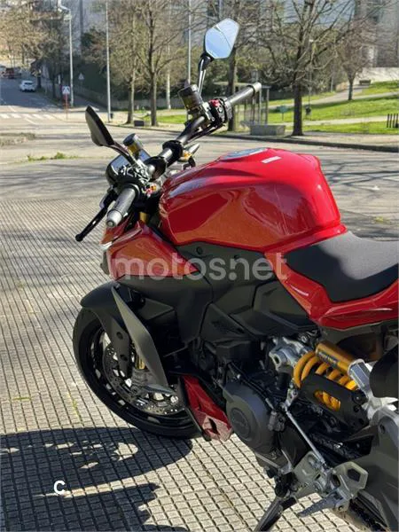 Ducati Streetfighter V2 – Vista 18