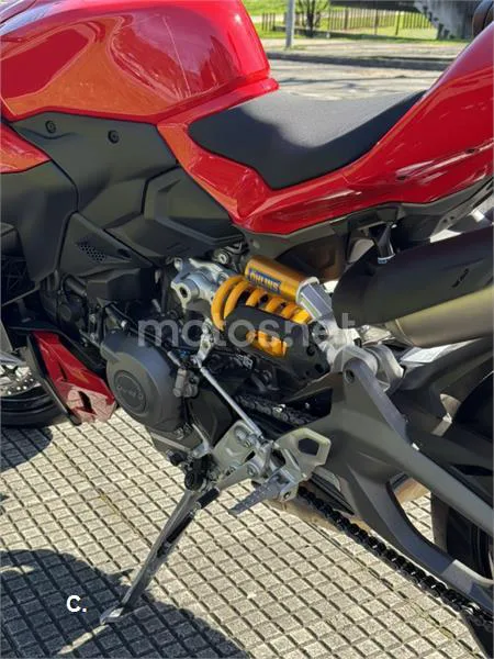 Ducati Streetfighter V2 – Vista 19