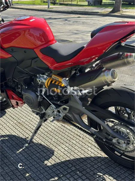 Ducati Streetfighter V2 – Vista 20