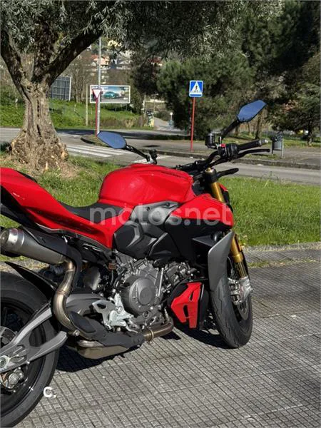 Ducati Streetfighter V2 – Vista 21