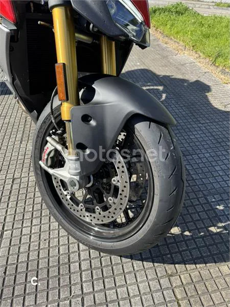 Ducati Streetfighter V2 – Vista 7