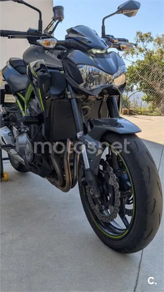 Kawasaki Z 900 – Vista 6