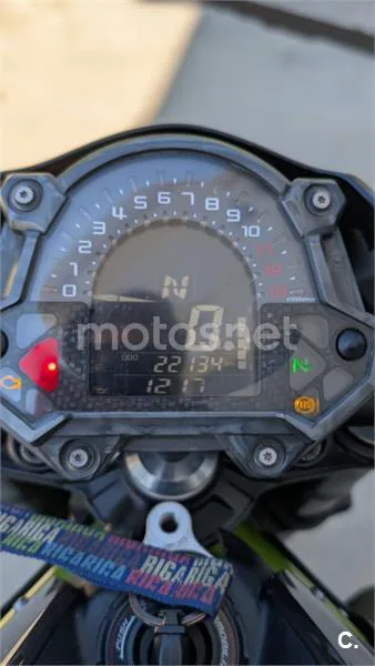 Kawasaki Z 900 – Vista 7