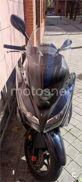 Kymco Grand Dink 125 – Vista 4