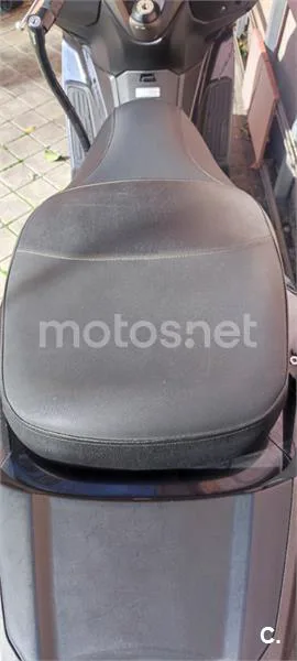 Kymco Grand Dink 125 – Vista 5