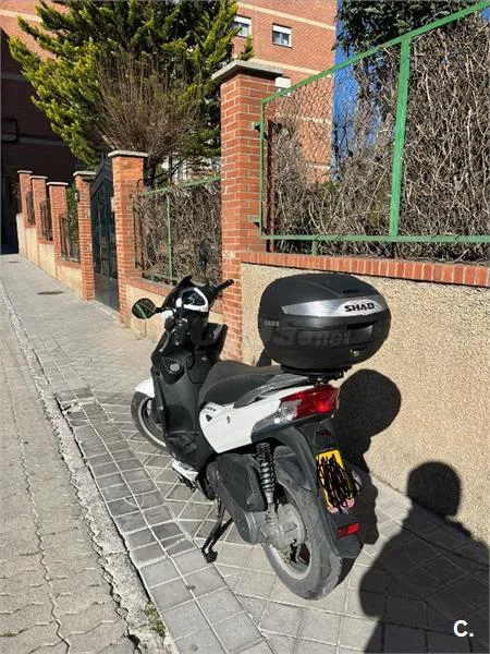 Kymco Agility City 50 – Vista 3