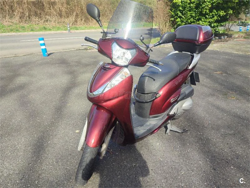 Honda SH300i – Vista 11