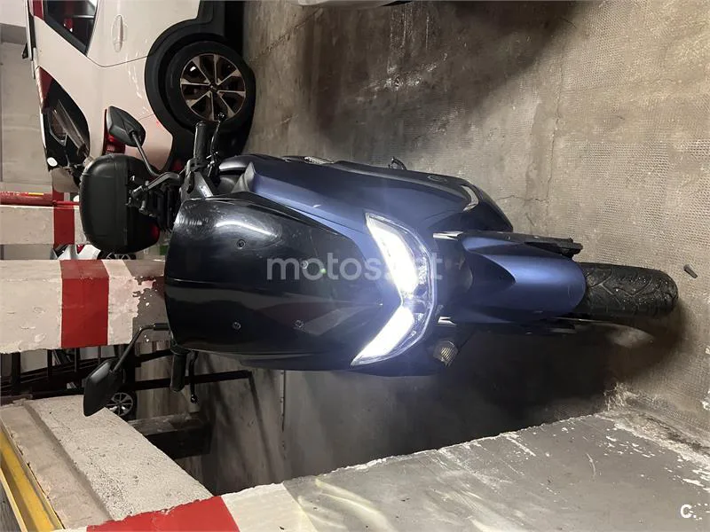 Yamaha NMAX – Vista 4