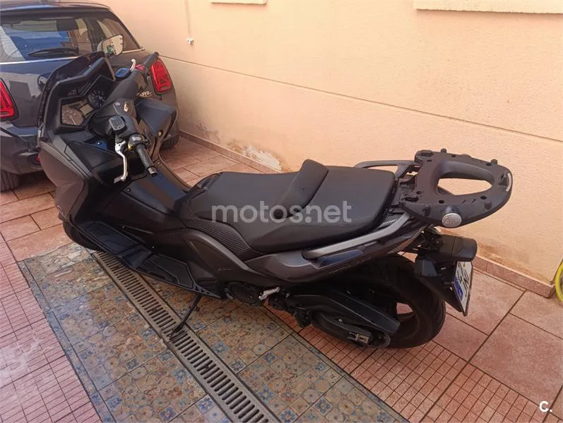 Yamaha TMAX 530 – Vista 3