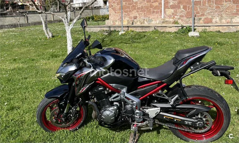 Kawasaki Z900 – Vista 4