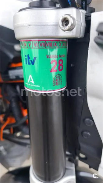 KTM 390 Duke – Vista 19