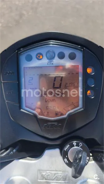 KTM 390 Duke – Vista 7