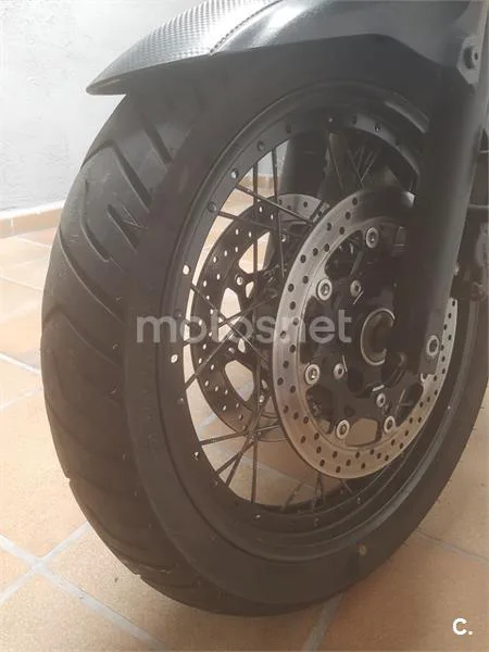 Suzuki V-Strom 650 XT – Vista 5