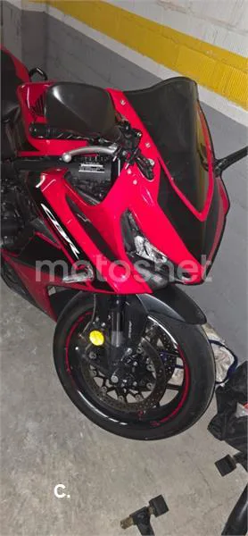 Honda CBR 650 R – Vista 2