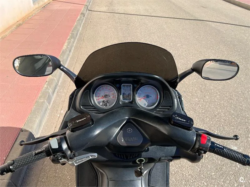 Yamaha TMAX 500 – Vista 3