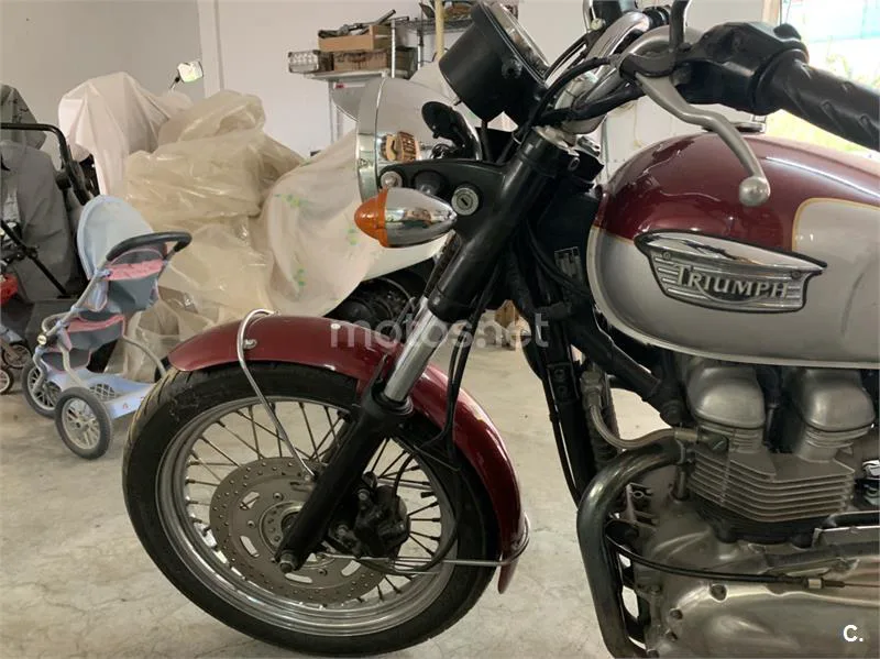 Triumph Bonneville T100 – Vista 5