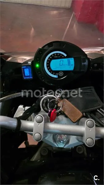 Yamaha FZ6 N – Vista 6