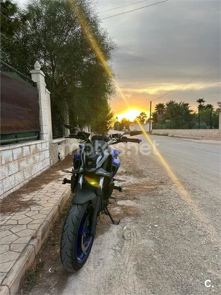 Yamaha MT-07 – Vista 2