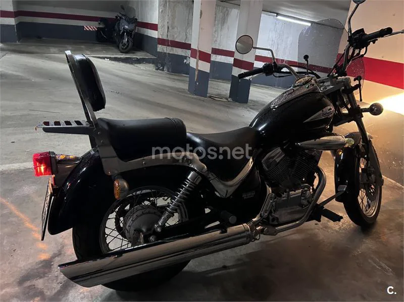 Suzuki Intruder 250 LC – Vista 6