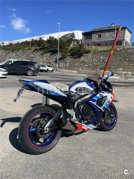 Suzuki GSX R600 – Vista 2