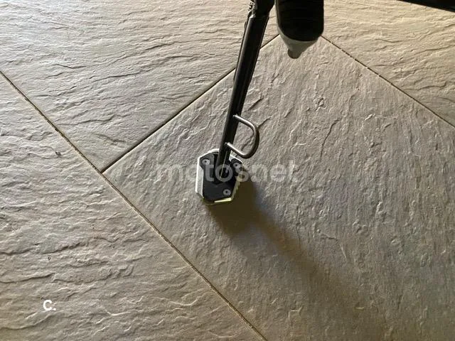 Suzuki V-Strom 650 – Vista 6