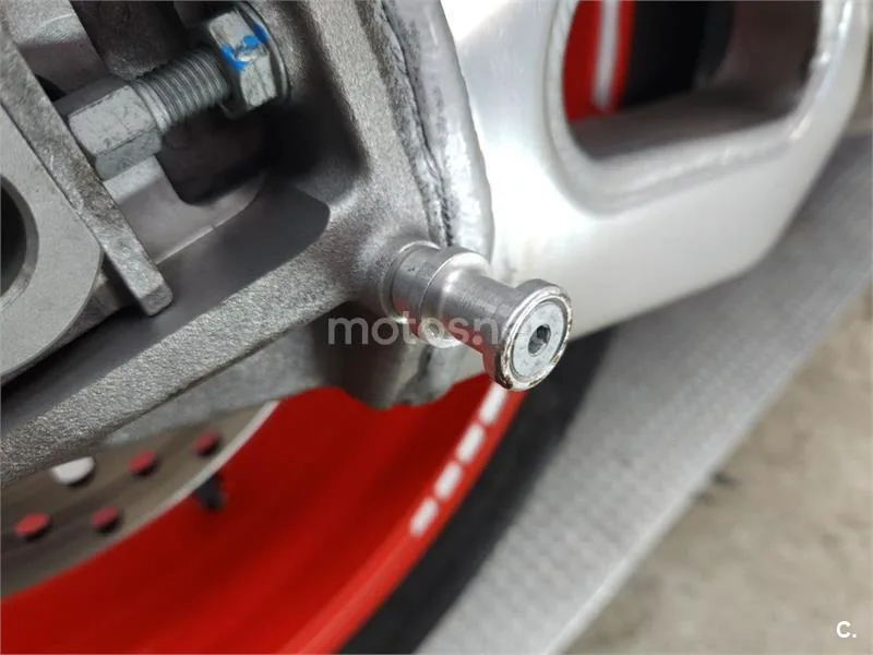 Aprilia Tuono V4 1100 Factory – Vista 15
