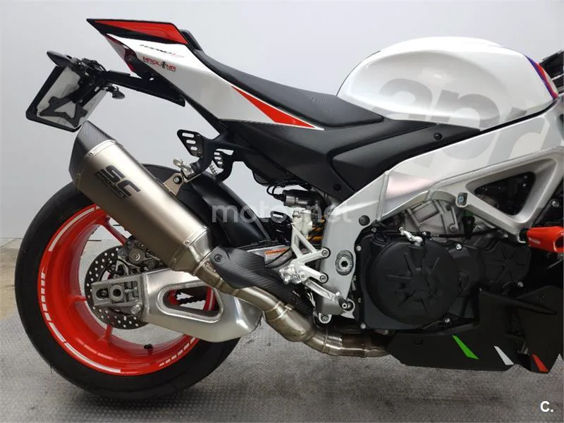 Aprilia Tuono V4 1100 Factory – Vista 5
