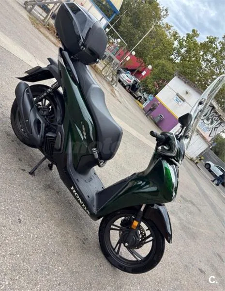 Honda SH125i – Vista 4