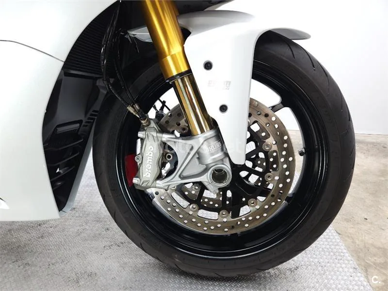 Ducati SuperSport – Vista 11