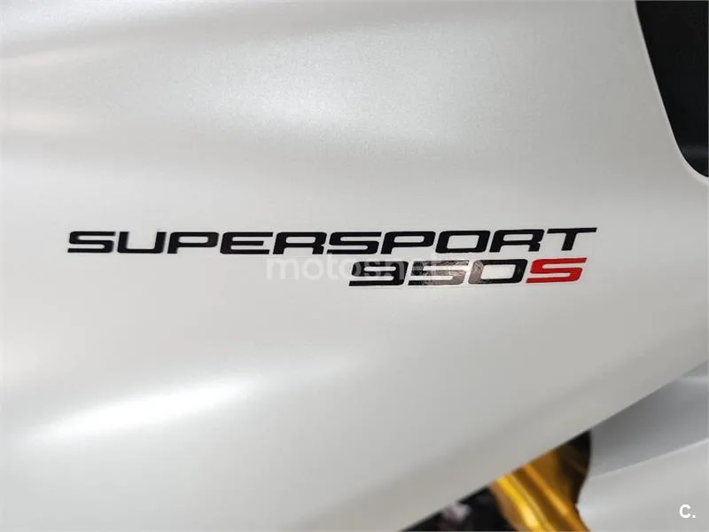 Ducati SuperSport – Vista 12