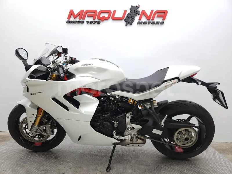 Ducati SuperSport – Vista 16