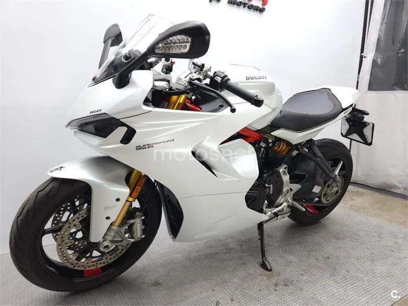 Ducati SuperSport – Vista 17