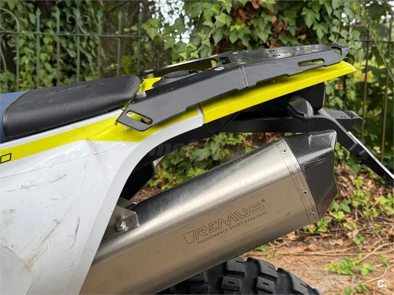 Husqvarna 701 Enduro – Vista 5