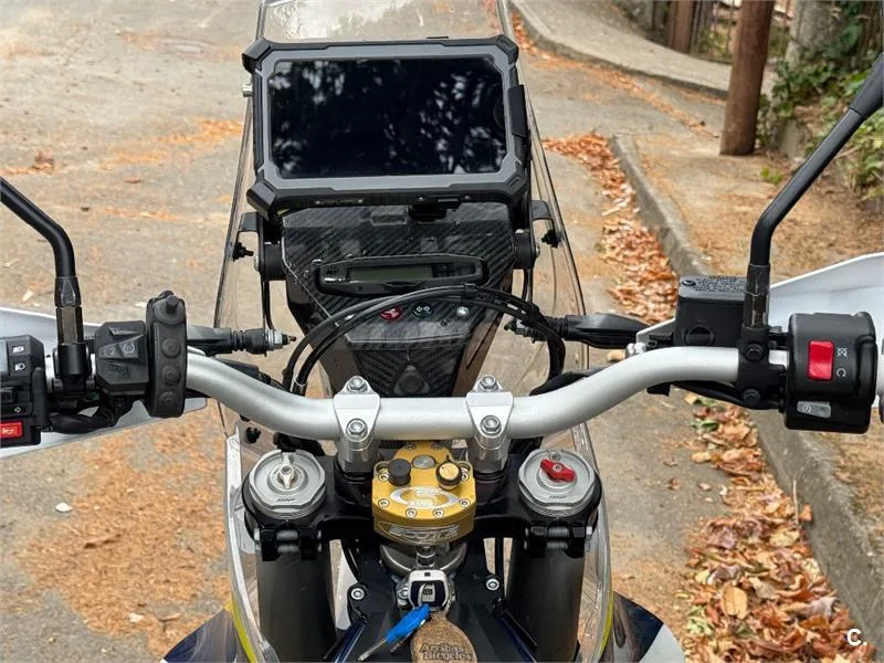 Husqvarna 701 Enduro – Vista 6