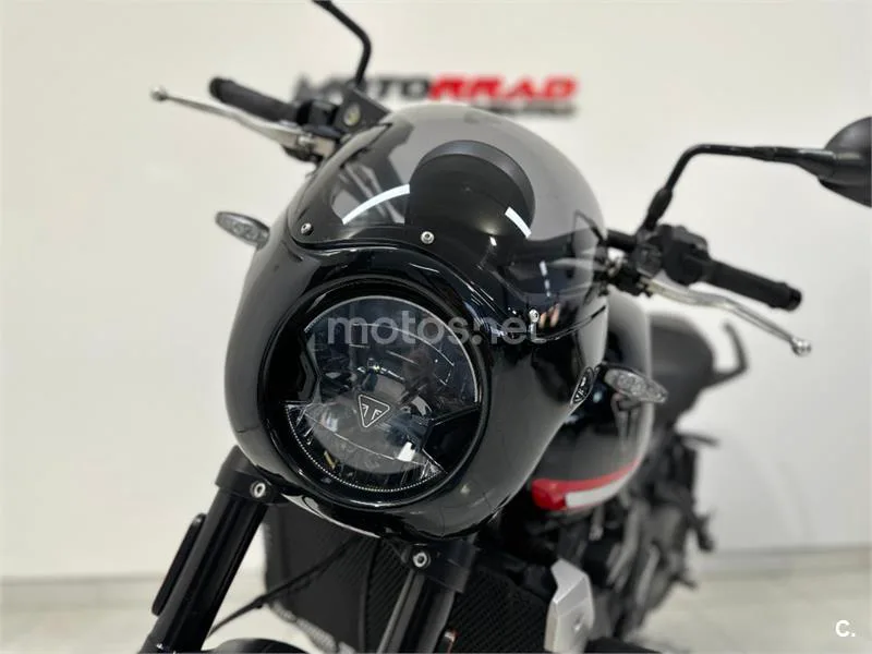 Triumph Trident 660 – Vista 21