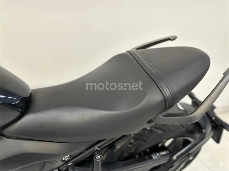 Triumph Trident 660 – Vista 28