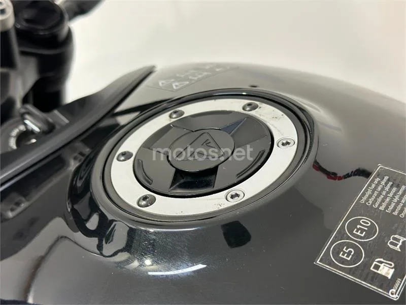 Triumph Trident 660 – Vista 32