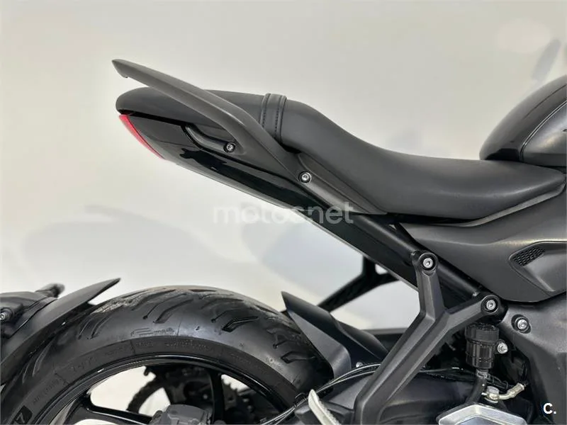 Triumph Trident 660 – Vista 9