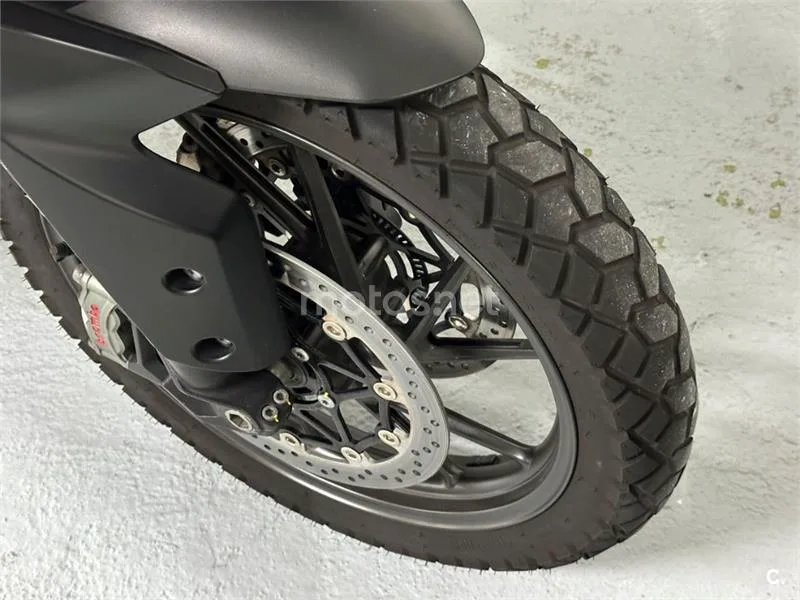 Triumph Tiger 900 – Vista 20