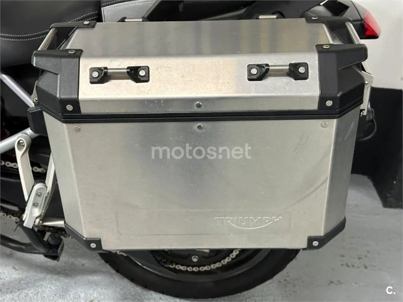 Triumph Tiger 900 – Vista 22