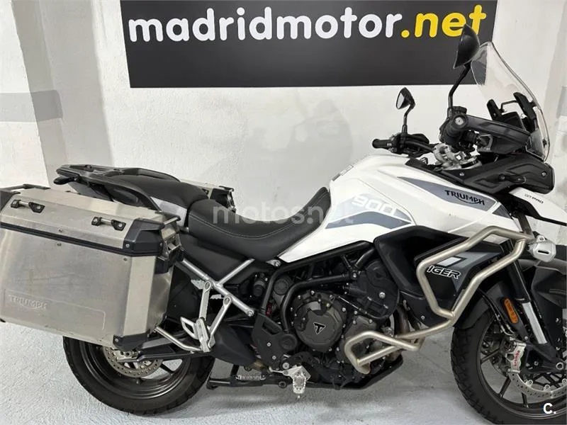 Triumph Tiger 900 – Vista 7