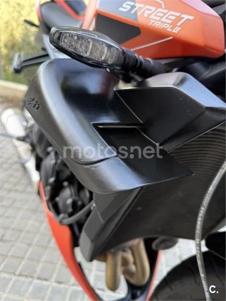 Triumph Street Triple 765 – Vista 3