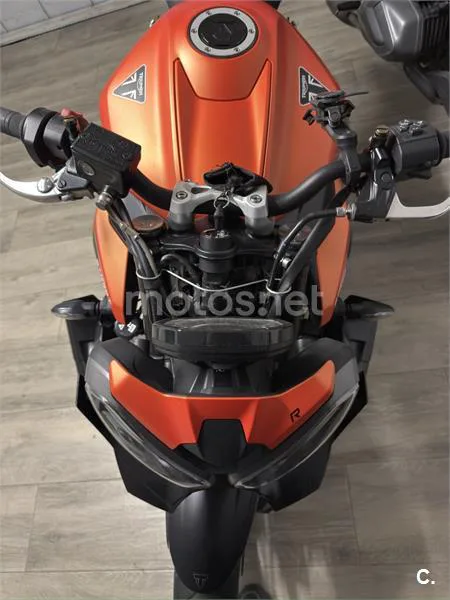 Triumph Street Triple 765 – Vista 8