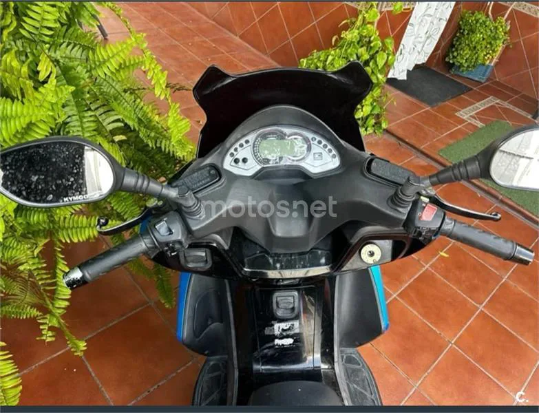 Kymco K-XCT 125i – Vista 4