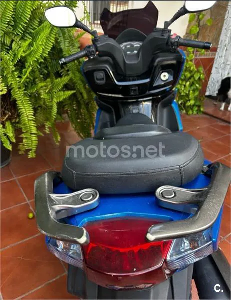 Kymco K-XCT 125i – Vista 6