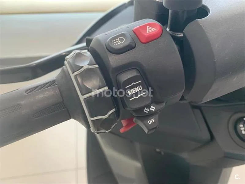 BMW C 400 GT – Vista 7