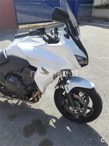 Honda CBF 1000 – Vista 4